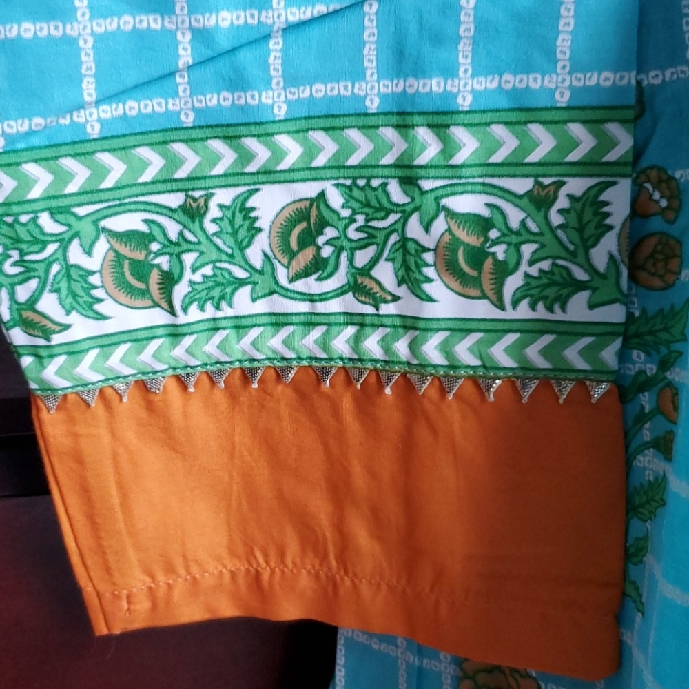 New Khaadi kurta for Women - Picture 10 of 11